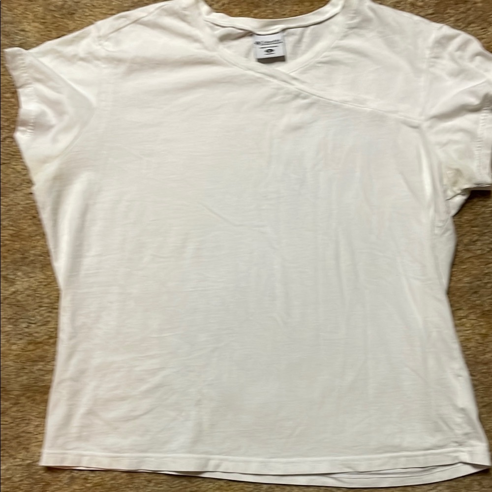 Columbia Women's White Short Sleeve xl Tee